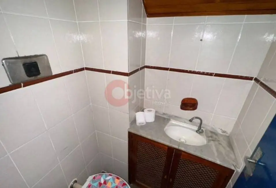 Foto 6 de Casa com 2 quartos para alugar, 88m2 em Praia do Siqueira, Cabo Frio - RJ