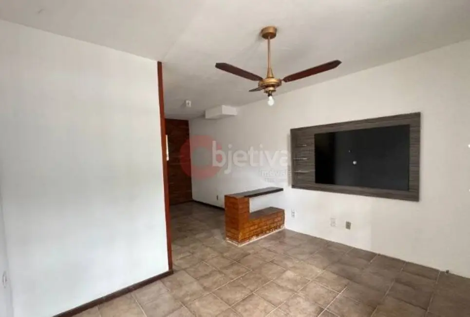 Foto 4 de Casa com 2 quartos para alugar, 88m2 em Praia do Siqueira, Cabo Frio - RJ
