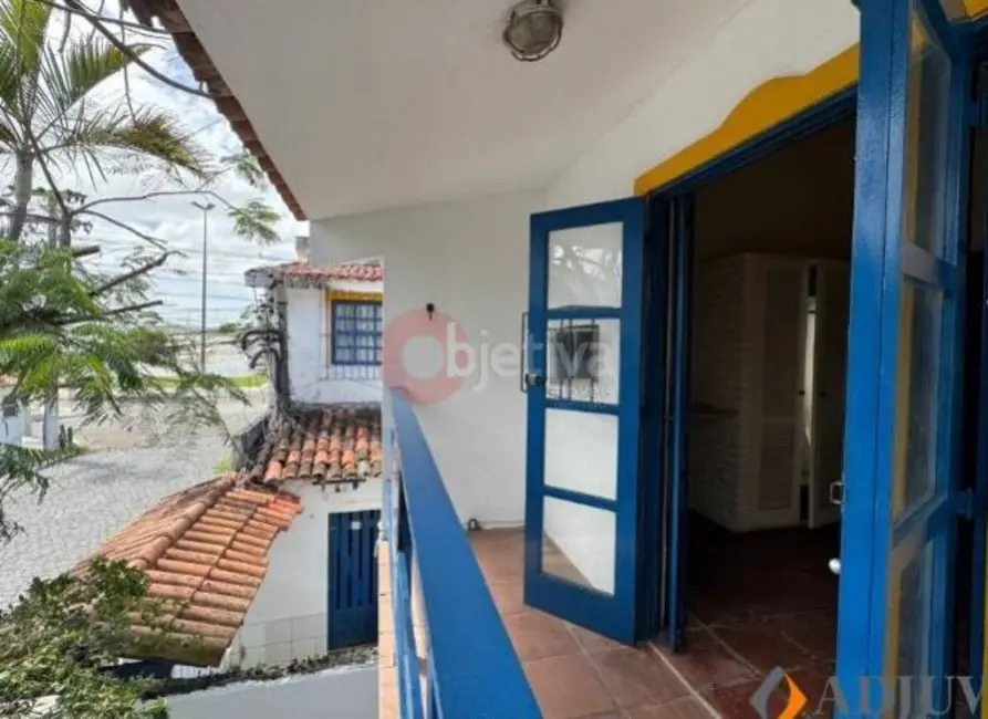 Foto 1 de Casa com 2 quartos para alugar, 88m2 em Praia do Siqueira, Cabo Frio - RJ