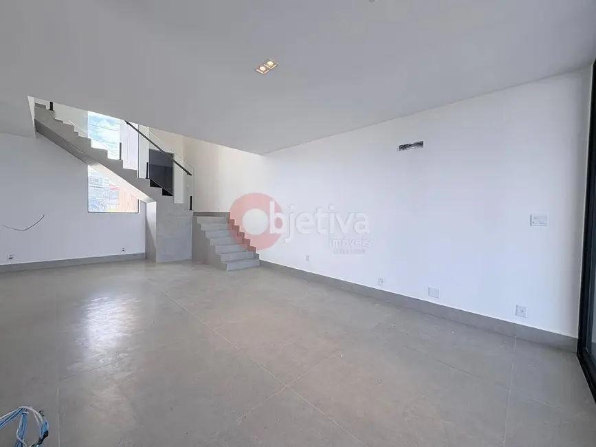 Foto 4 de Casa de Condomínio com 3 quartos à venda, 216m2 em Nova São Pedro, Sao Pedro Da Aldeia - RJ