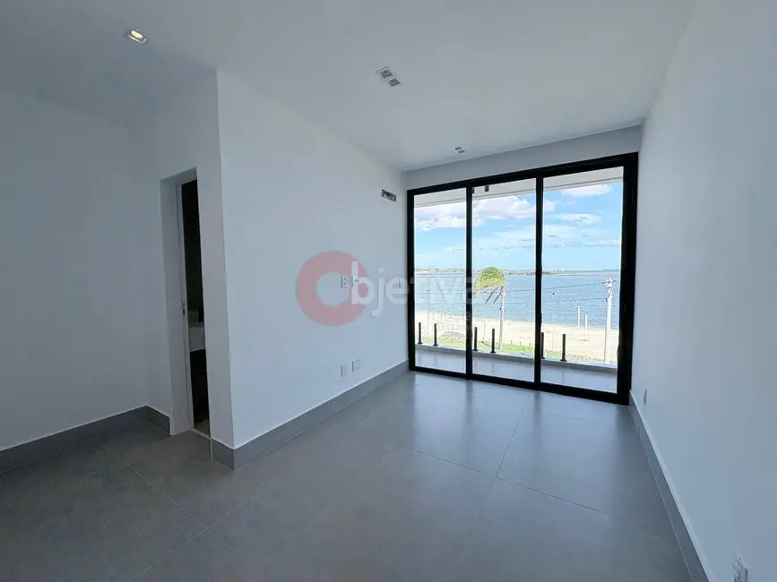Foto 9 de Casa de Condomínio com 3 quartos à venda, 216m2 em Nova São Pedro, Sao Pedro Da Aldeia - RJ