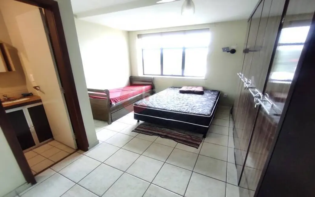 Apartamento com 1 quarto à venda, 40m2 em Centro, Cabo Frio - RJ - imagem 6 Foto 6 de Apartamento com 1 quarto à venda, 40m2 em Centro, Cabo Frio - RJ