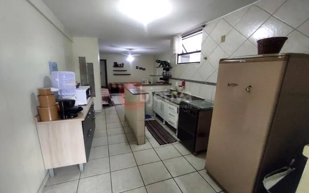 Apartamento com 1 quarto à venda, 40m2 em Centro, Cabo Frio - RJ - imagem 5 Foto 5 de Apartamento com 1 quarto à venda, 40m2 em Centro, Cabo Frio - RJ