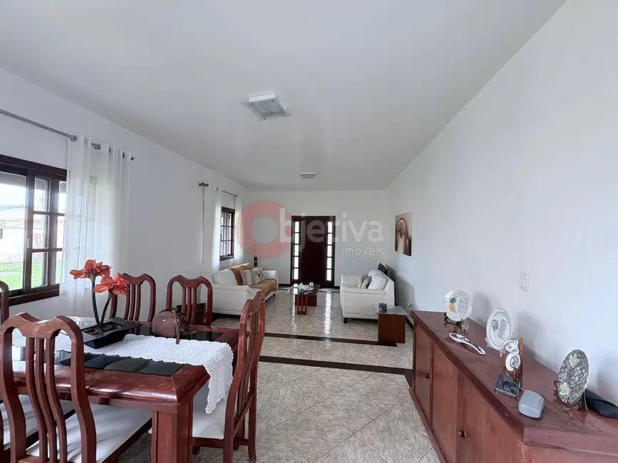 Casa de Condomínio com 5 quartos à venda, 600m2 em Ogiva, Cabo Frio - RJ - imagem 4 Foto 4 de Casa de Condomínio com 5 quartos à venda, 600m2 em Ogiva, Cabo Frio - RJ