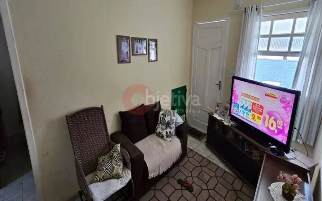 Foto 7 de Casa com 6 quartos à venda, 450m2 em Parque Central, Cabo Frio - RJ