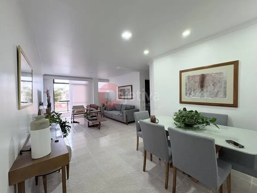 Foto 1 de Apartamento com 2 quartos à venda, 120m2 em Centro, Cabo Frio - RJ