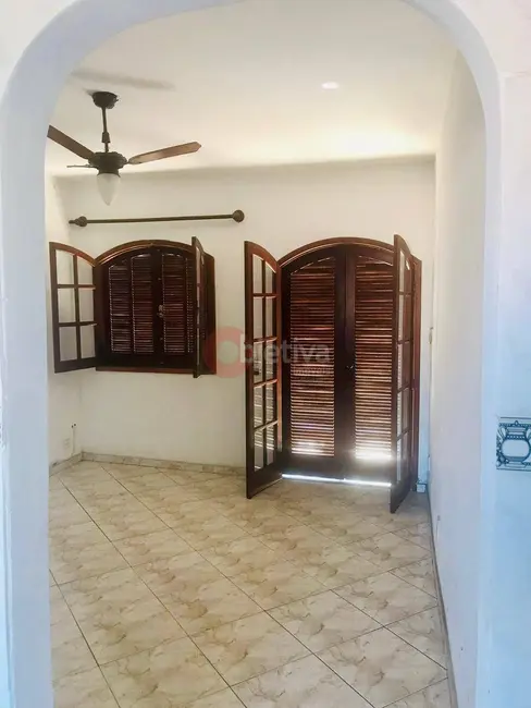 Casa de Condomínio com 1 quarto para alugar, 35m2 em São Cristóvão, Cabo Frio - RJ - imagem 4 Foto 4 de Casa de Condomínio com 1 quarto para alugar, 35m2 em São Cristóvão, Cabo Frio - RJ