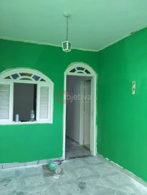 Foto 1 de Casa com 2 quartos para alugar, 90m2 em Palmeiras, Cabo Frio - RJ