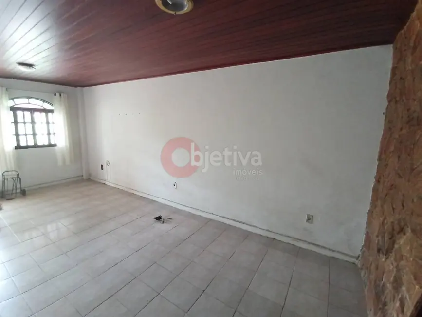 Foto 3 de Casa com 5 quartos à venda, 200m2 em Campo Redondo, Sao Pedro Da Aldeia - RJ