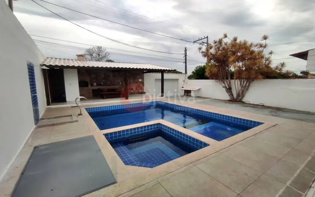 Foto 5 de Casa com 2 quartos para alugar, 360m2 em Caminho de Búzios, Cabo Frio - RJ