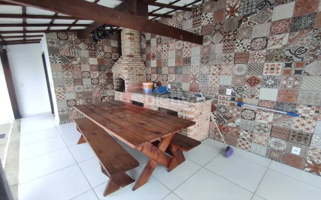 Foto 3 de Casa com 2 quartos para alugar, 360m2 em Caminho de Búzios, Cabo Frio - RJ