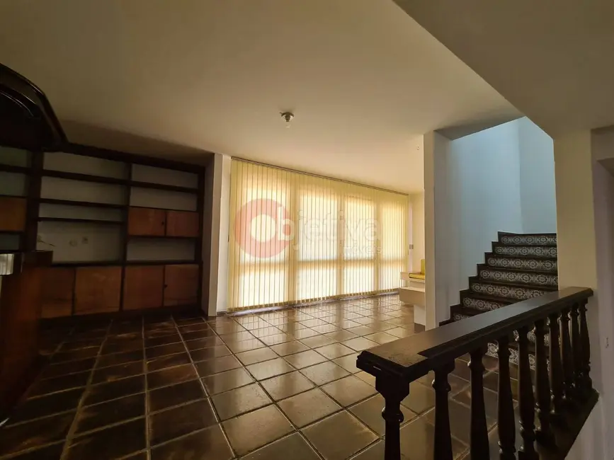 Foto 8 de Casa com 5 quartos para alugar, 328m2 em Centro, Cabo Frio - RJ