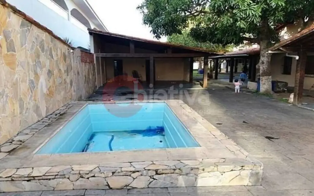 Foto 6 de Casa com 8 quartos à venda, 1347m2 em São Bento, Cabo Frio - RJ