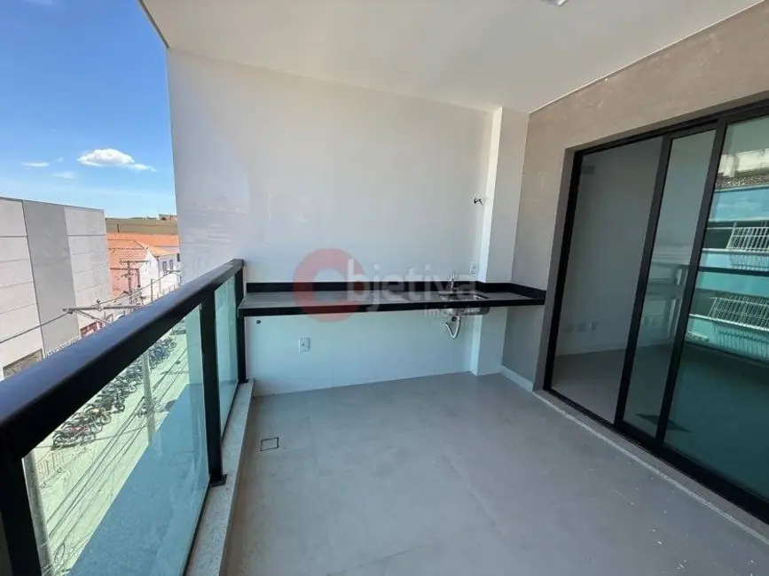 Apartamento com 2 quartos para alugar, 79m2 em Centro, Cabo Frio - RJ - imagem 4 Foto 4 de Apartamento com 2 quartos para alugar, 79m2 em Centro, Cabo Frio - RJ