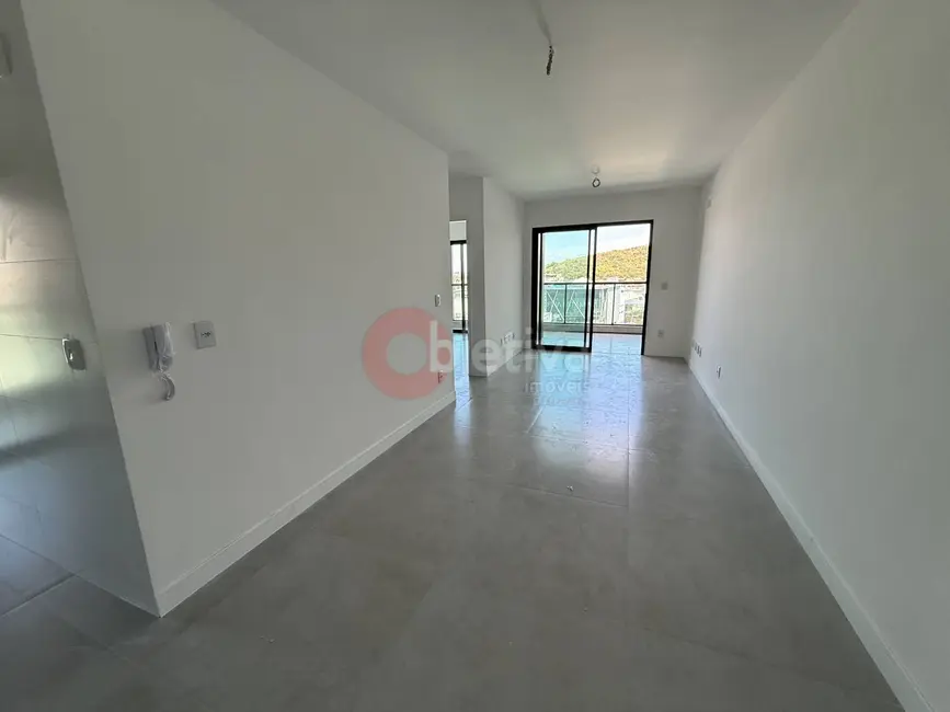 Foto 2 de Apartamento com 2 quartos para alugar, 79m2 em Centro, Cabo Frio - RJ