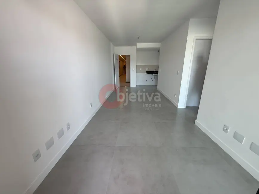 Foto 3 de Apartamento com 2 quartos para alugar, 79m2 em Centro, Cabo Frio - RJ
