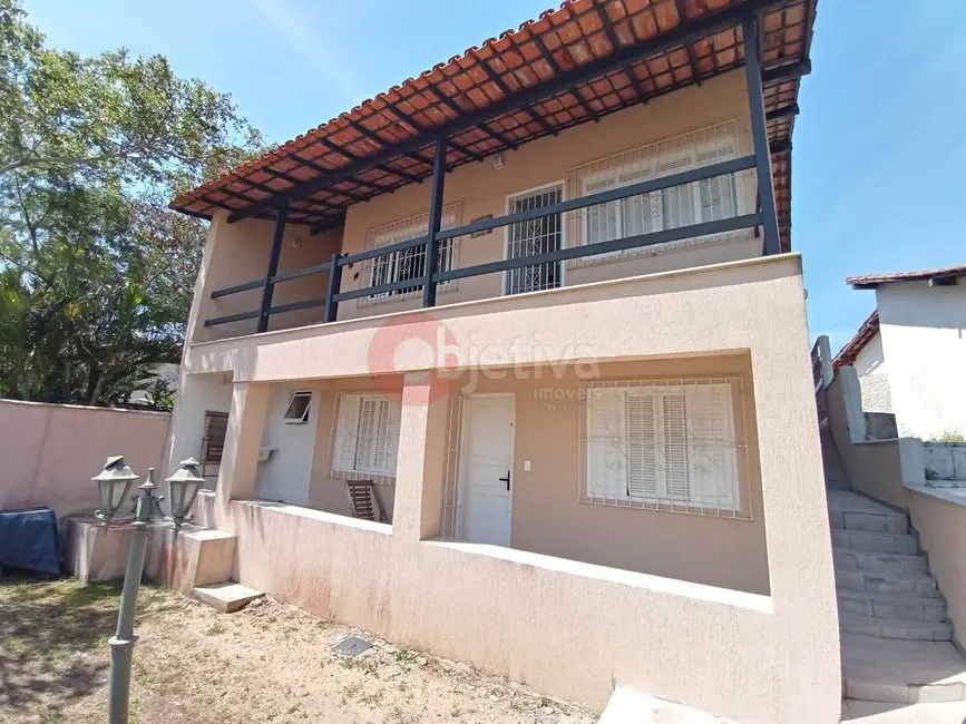 Foto 1 de Casa com 3 quartos à venda, 250m2 em Cabo Frio - RJ