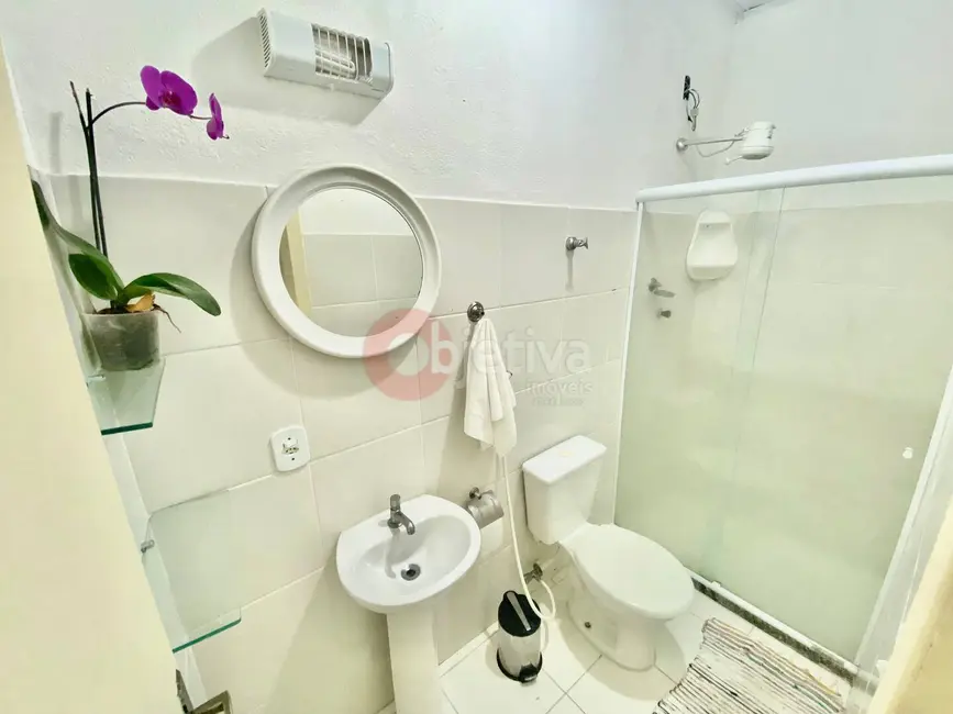 Foto 8 de Casa com 12 quartos à venda, 1000m2 em Peró, Cabo Frio - RJ