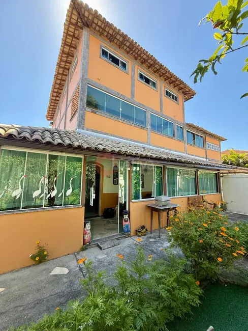 Foto 3 de Casa com 12 quartos à venda, 1000m2 em Peró, Cabo Frio - RJ