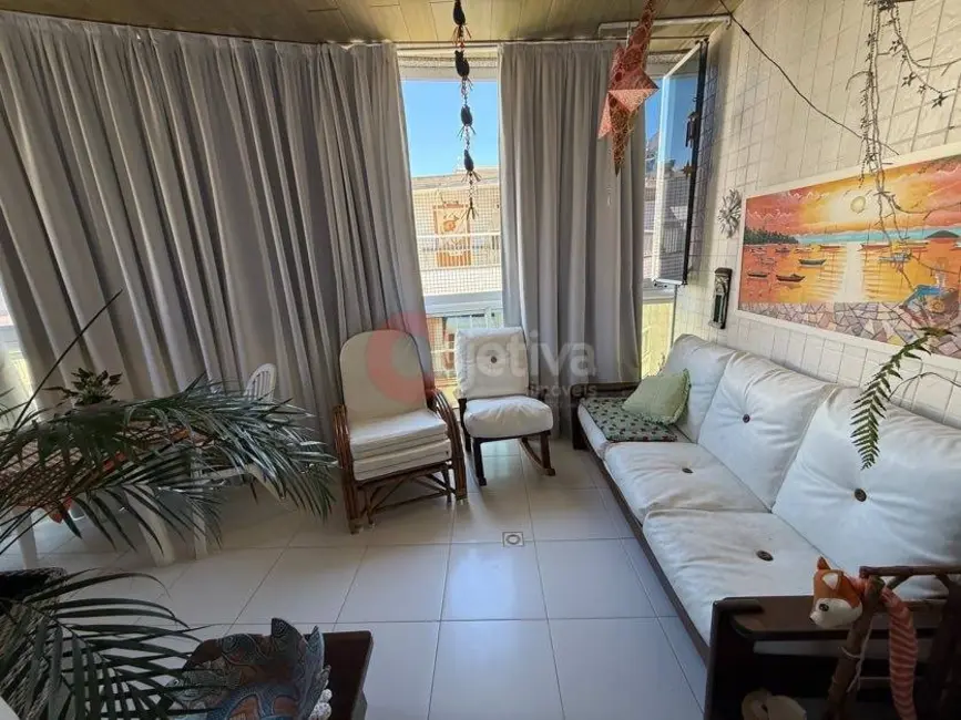 Foto 3 de Apartamento com 3 quartos à venda, 185m2 em Passagem, Cabo Frio - RJ