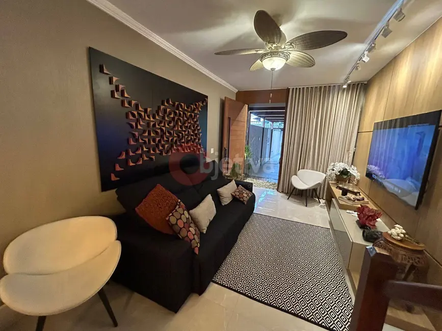 Foto 8 de Casa com 2 quartos à venda, 111m2 em Palmeiras, Cabo Frio - RJ