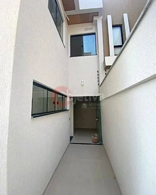 Foto 8 de Casa com 3 quartos à venda, 136m2 em Portinho, Cabo Frio - RJ