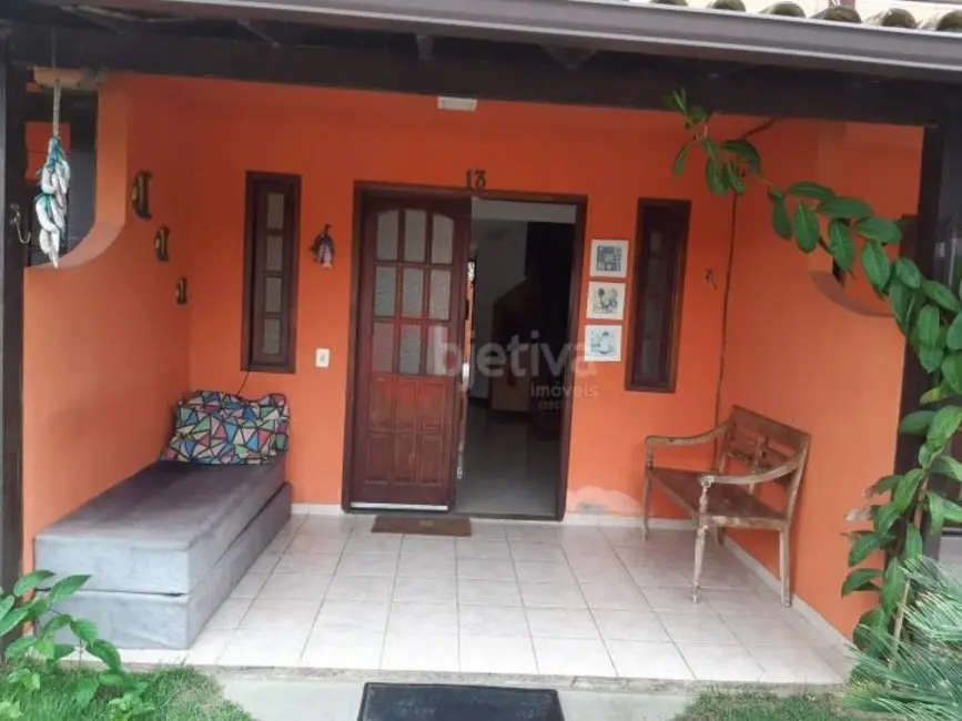 Foto 2 de Casa com 2 quartos à venda, 100m2 em Ogiva, Cabo Frio - RJ