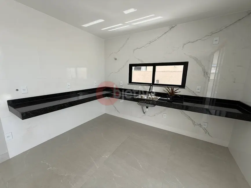 Foto 3 de Casa com 3 quartos à venda e para alugar, 294m2 em Nova São Pedro, Sao Pedro Da Aldeia - RJ