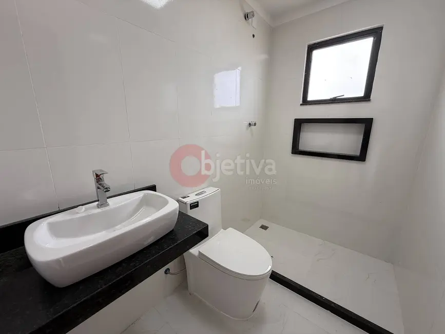 Foto 5 de Casa com 3 quartos à venda e para alugar, 294m2 em Nova São Pedro, Sao Pedro Da Aldeia - RJ