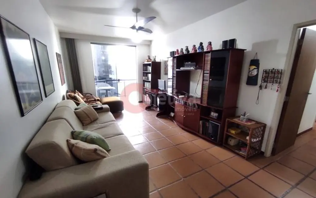 Foto 2 de Apartamento com 2 quartos à venda, 90m2 em Algodoal, Cabo Frio - RJ