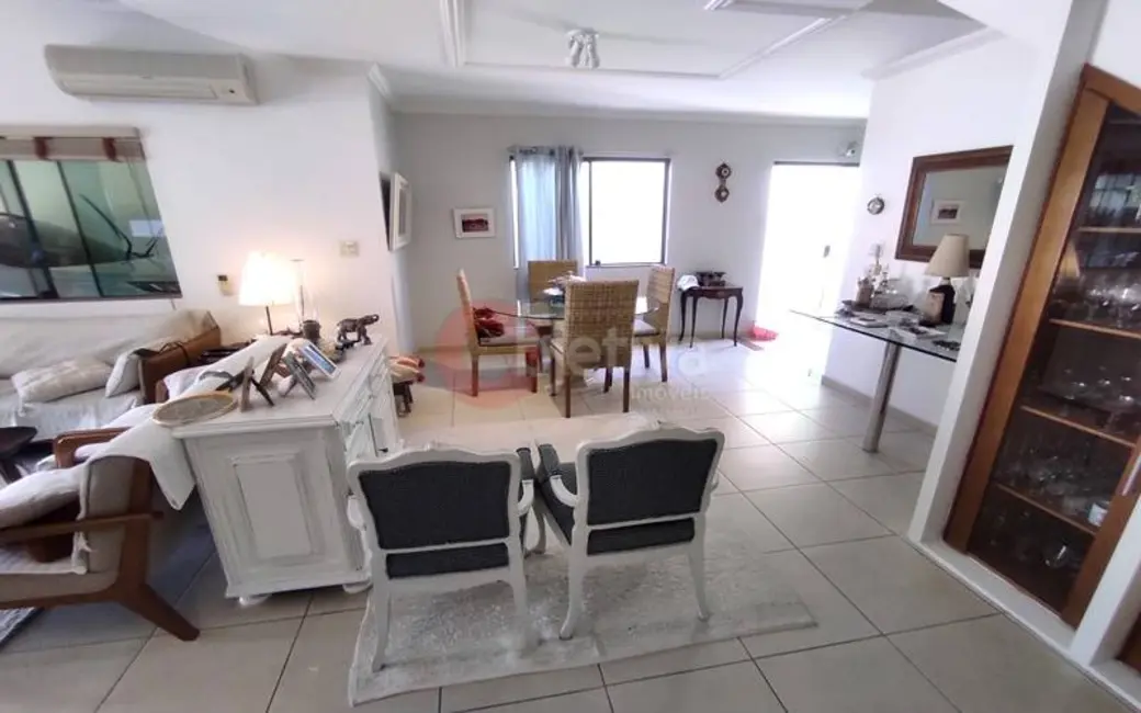 Foto 4 de Casa com 4 quartos à venda, 170m2 em Portinho, Cabo Frio - RJ
