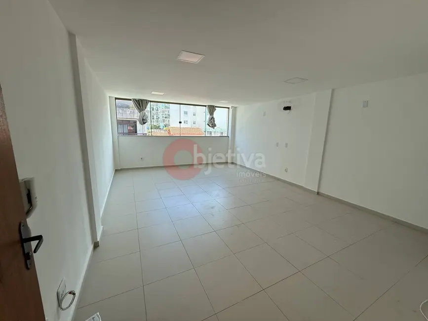 Foto 1 de Sala Comercial à venda, 29m2 em Centro, Cabo Frio - RJ