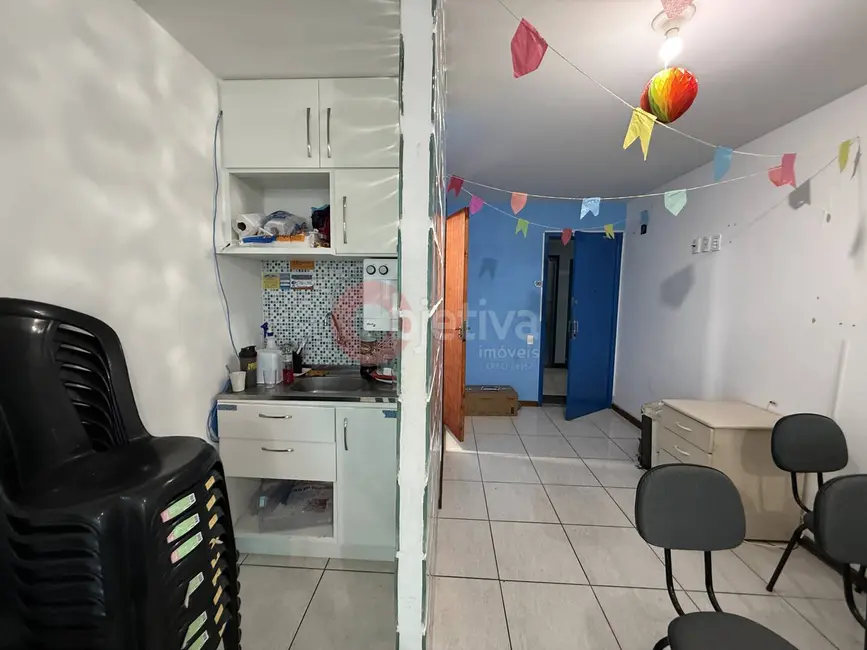 Foto 4 de Sala Comercial à venda, 36m2 em Jardim Flamboyant, Cabo Frio - RJ