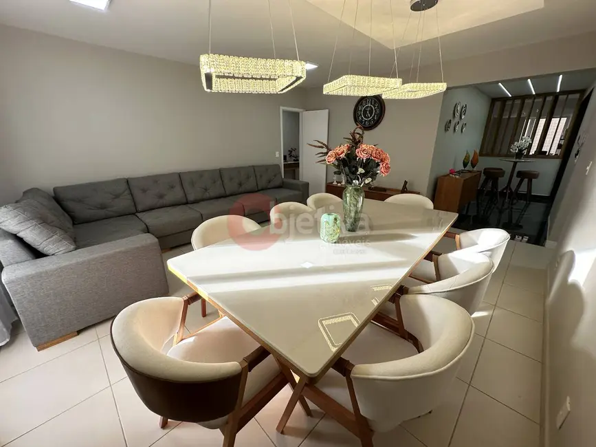 Foto 3 de Apartamento com 3 quartos à venda, 114m2 em Algodoal, Cabo Frio - RJ