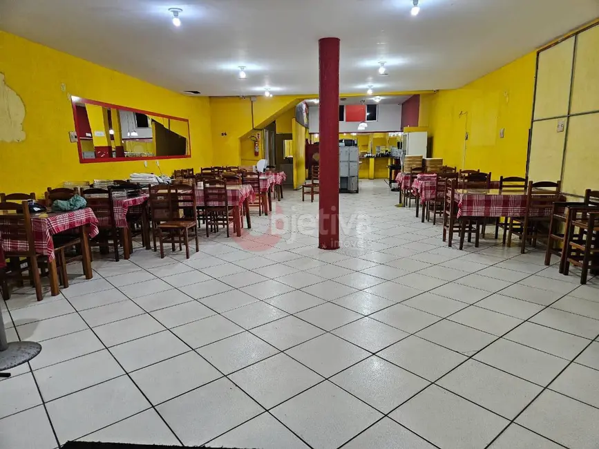 Foto 1 de Sala Comercial para alugar, 168m2 em Centro, Cabo Frio - RJ
