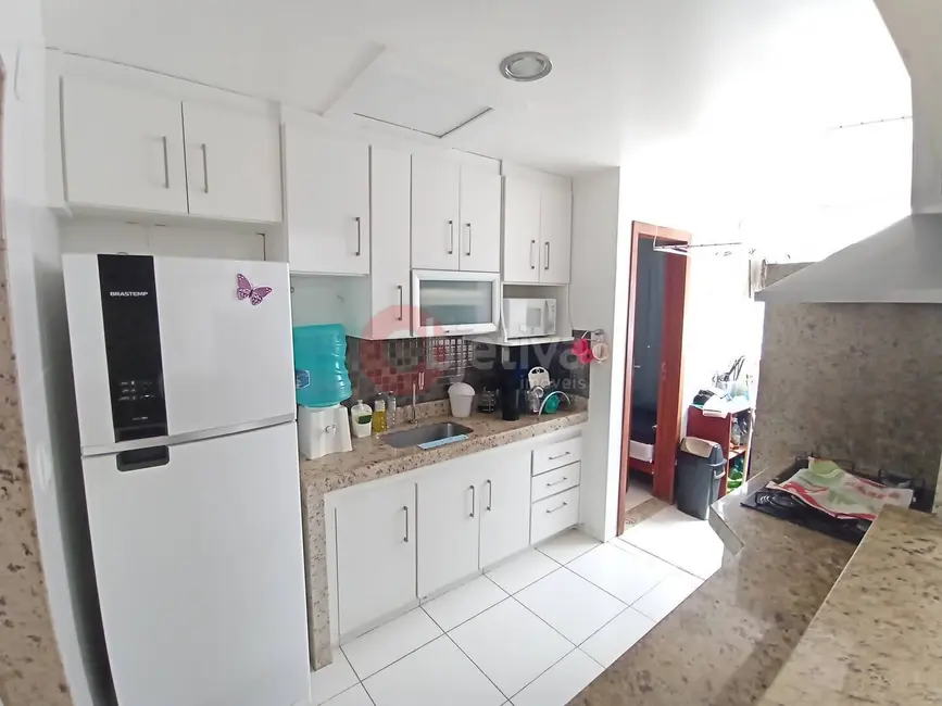 Foto 4 de Apartamento com 3 quartos à venda, 80m2 em Algodoal, Cabo Frio - RJ