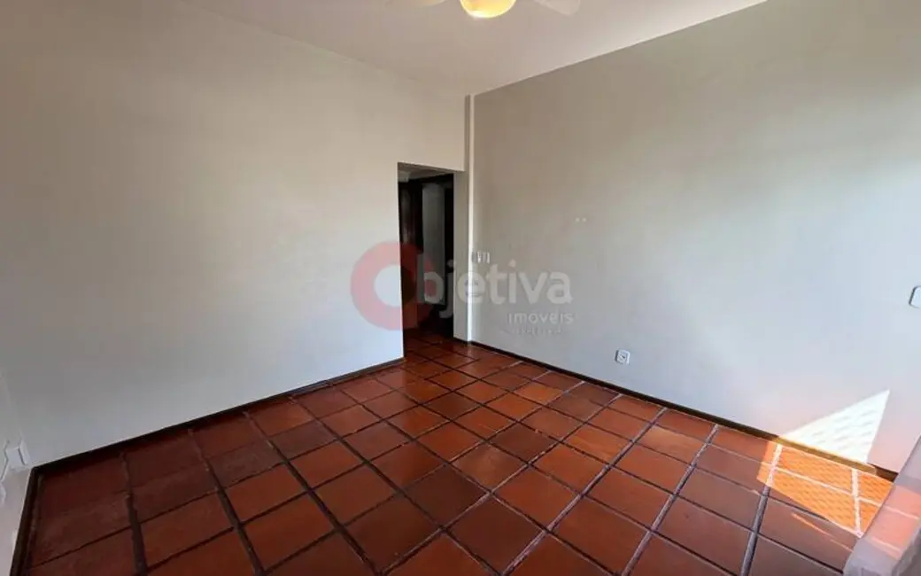 Apartamento com 2 quartos para alugar, 85m2 em Centro, Cabo Frio - RJ - imagem 9 Foto 9 de Apartamento com 2 quartos para alugar, 85m2 em Centro, Cabo Frio - RJ