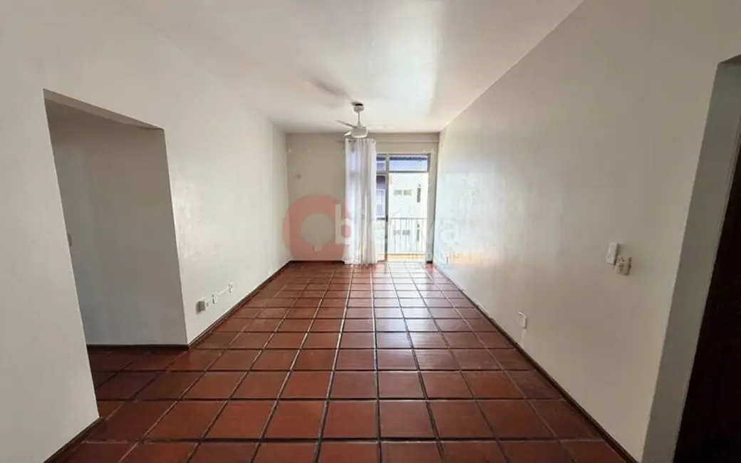 Apartamento com 2 quartos para alugar, 85m2 em Centro, Cabo Frio - RJ - imagem 2 Foto 2 de Apartamento com 2 quartos para alugar, 85m2 em Centro, Cabo Frio - RJ