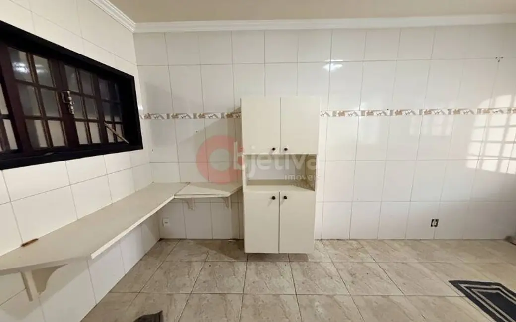 Casa com 4 quartos para alugar, 225m2 em Vila do Sol, Cabo Frio - RJ - imagem 9 Foto 9 de Casa com 4 quartos para alugar, 225m2 em Vila do Sol, Cabo Frio - RJ