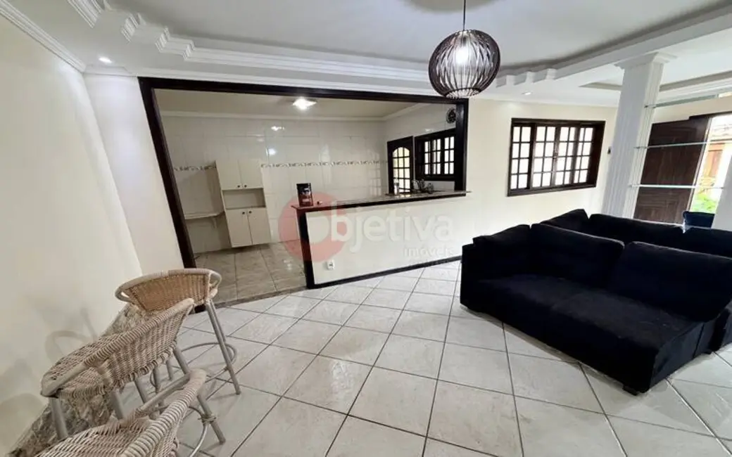 Casa com 4 quartos para alugar, 225m2 em Vila do Sol, Cabo Frio - RJ - imagem 5 Foto 5 de Casa com 4 quartos para alugar, 225m2 em Vila do Sol, Cabo Frio - RJ