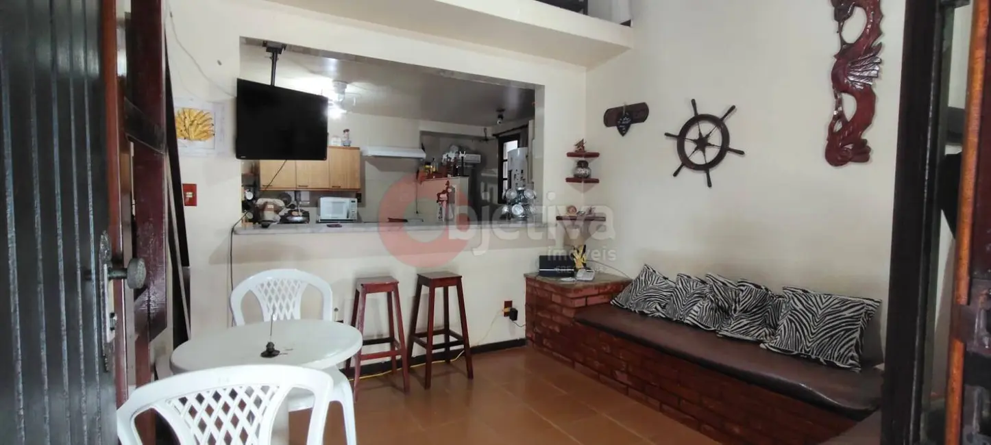 Foto 3 de Casa de Condomínio com 2 quartos para alugar em Peró, Cabo Frio - RJ