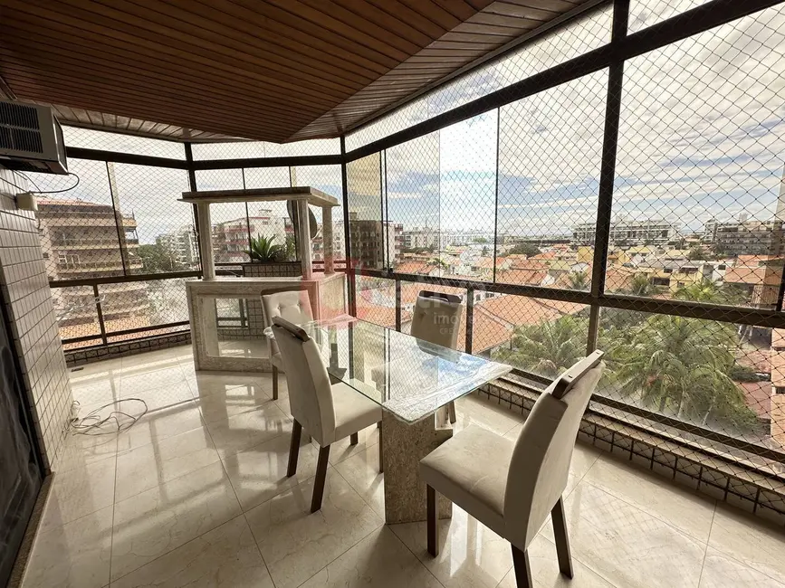 Foto 2 de Apartamento com 3 quartos à venda, 140m2 em Braga, Cabo Frio - RJ