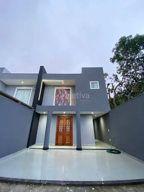 Foto 1 de Casa com 2 quartos à venda em Vinhateiro, Sao Pedro Da Aldeia - RJ