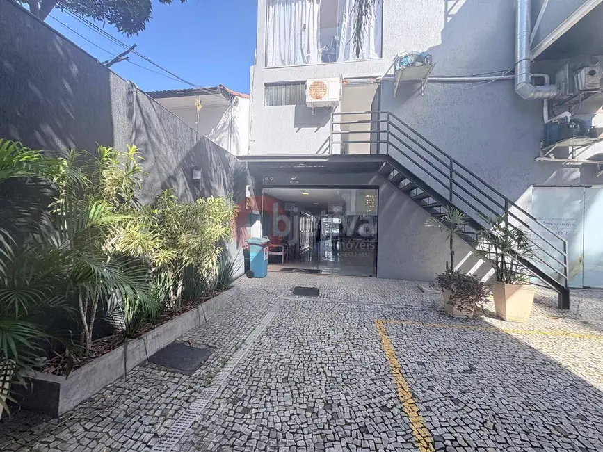 Foto 2 de Sala Comercial à venda, 120m2 em São Bento, Cabo Frio - RJ