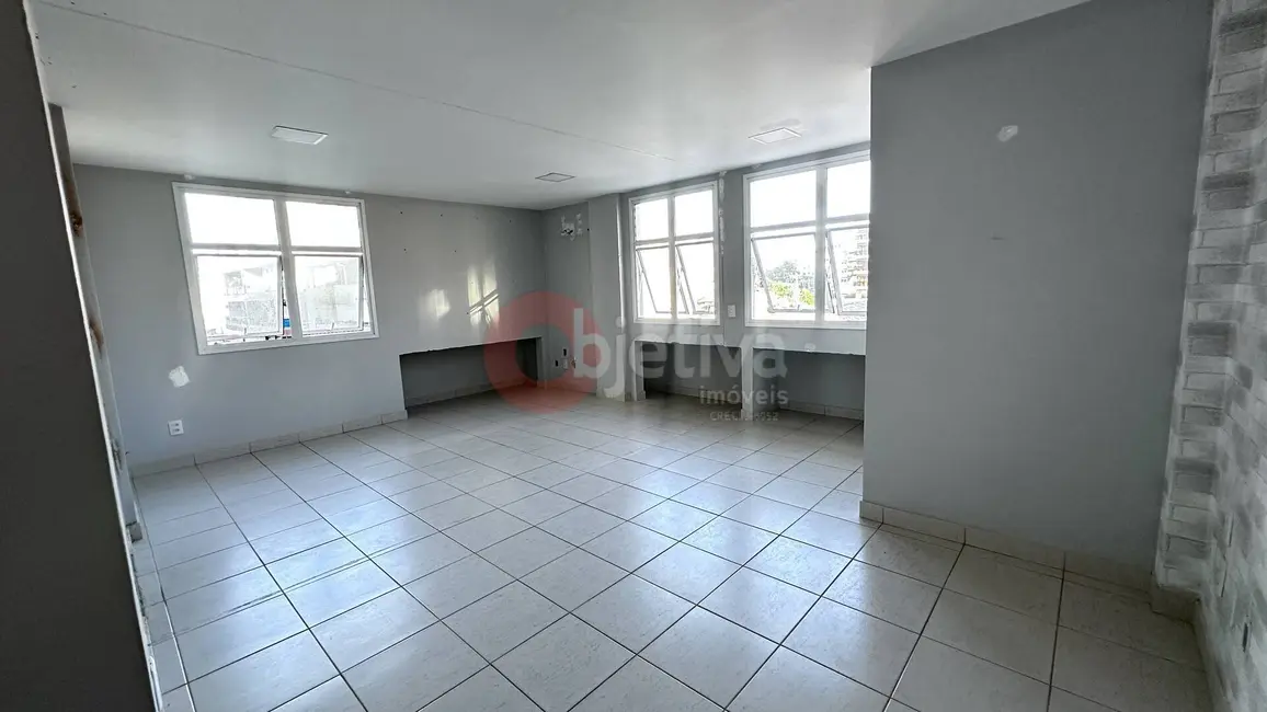 Foto 1 de Sala Comercial para alugar, 32m2 em Passagem, Cabo Frio - RJ