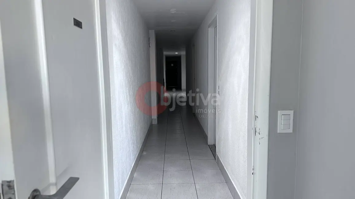 Foto 8 de Sala Comercial para alugar, 32m2 em Passagem, Cabo Frio - RJ