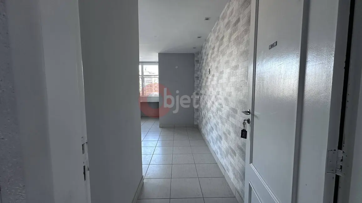 Foto 6 de Sala Comercial para alugar, 32m2 em Passagem, Cabo Frio - RJ