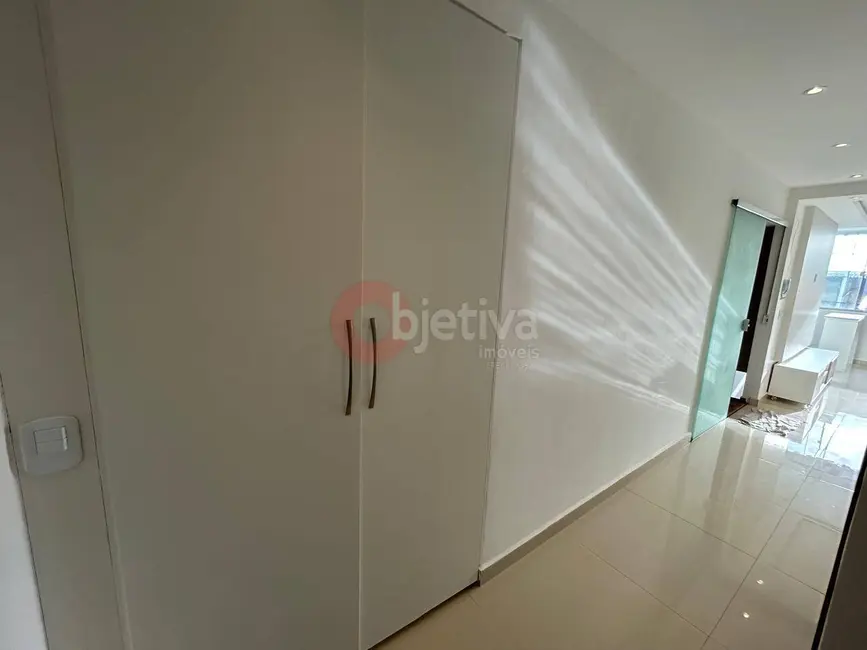 Apartamento com 2 quartos para alugar, 90m2 em Cabo Frio - RJ - imagem 9 Foto 9 de Apartamento com 2 quartos para alugar, 90m2 em Cabo Frio - RJ