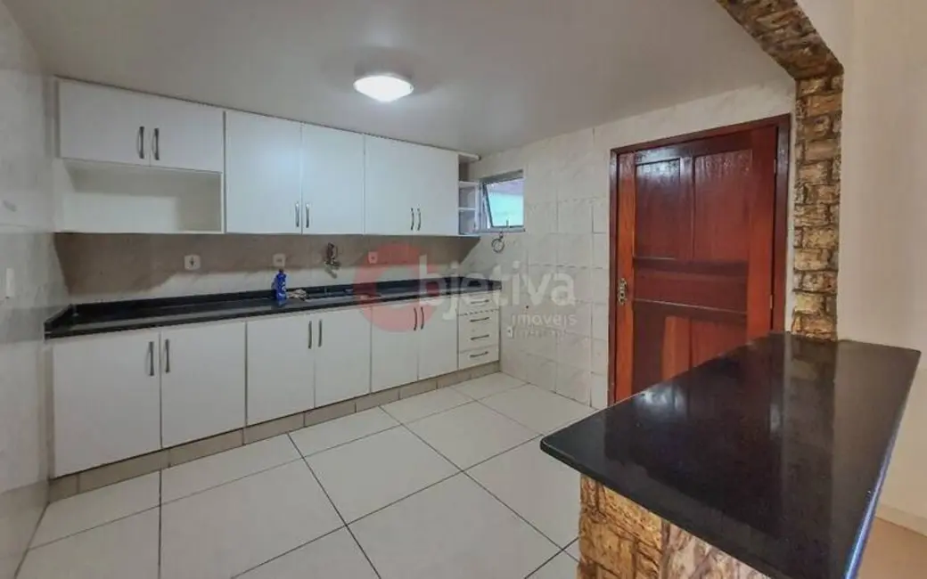 Foto 3 de Casa de Condomínio com 3 quartos à venda, 93m2 em Palmeiras, Cabo Frio - RJ