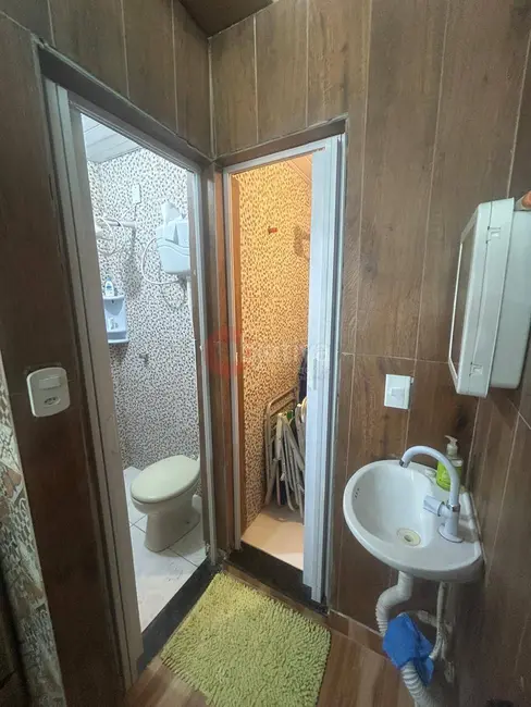 Foto 8 de Casa para alugar, 30m2 em Cabo Frio - RJ